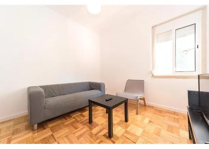 Houze Laranjeiras Living